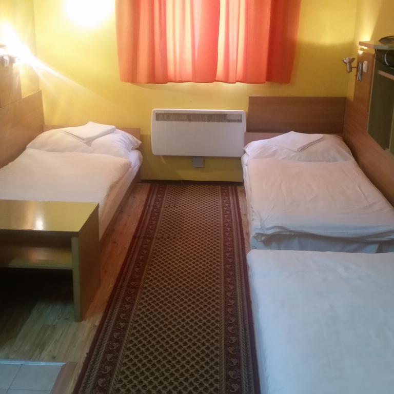 Kis-Duna Motel & Camping Mosonmagyaróvár Екстериор снимка