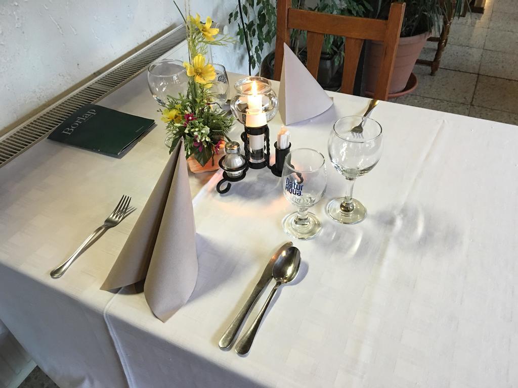 Kis-Duna Motel & Camping Mosonmagyaróvár Екстериор снимка